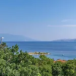 Family-friendly With Swimming Pool - 2419 Novi Vinodolski