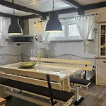 Family-friendly With Swimming Pool - 2419