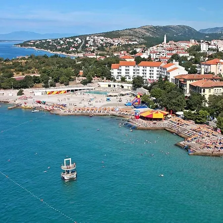Family Friendly With A Swimming Pool - 2419 Apartment Novi Vinodolski