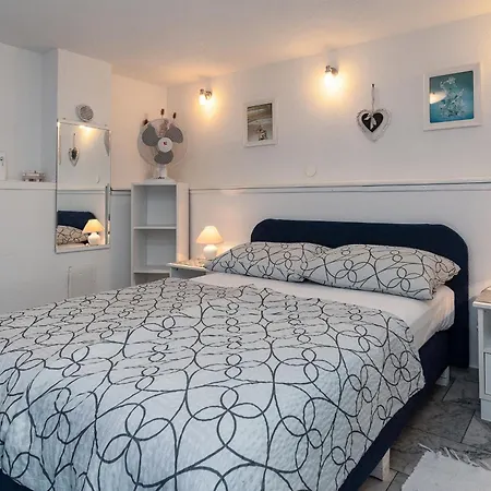 Family-friendly With Swimming Pool - 2419 Apartament *