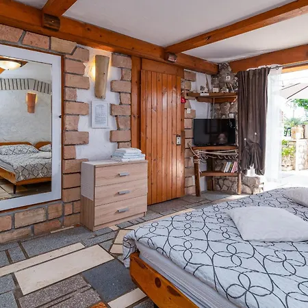 Family-friendly With Swimming Pool - 2419 * نوفي فينودولسكي