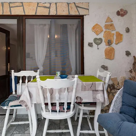 Family Friendly With A Swimming Pool - 2419 Novi Vinodolski