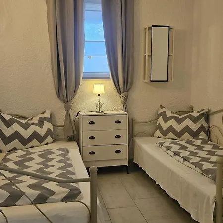 Family-friendly With Swimming Pool - 2419 Appartamento