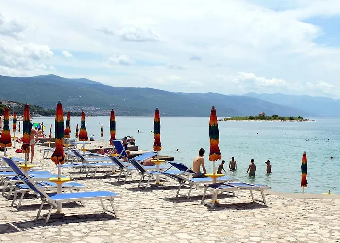 Apartament Family-friendly With Swimming Pool - 2419 *