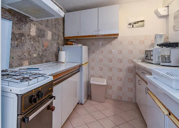 Family-friendly With Swimming Pool - 2419