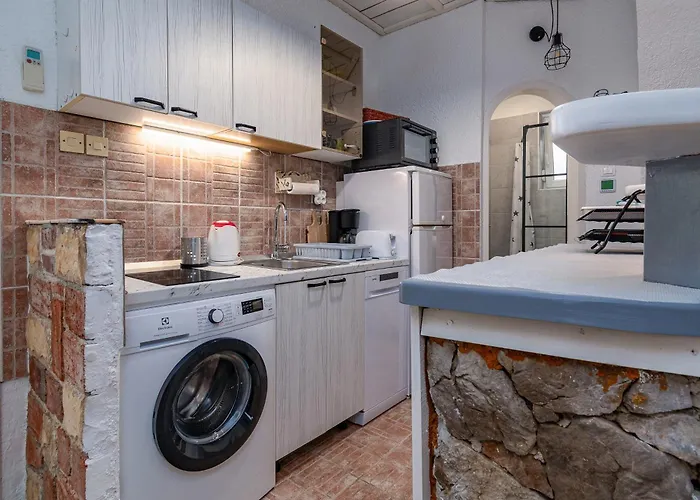 Family-friendly With Swimming Pool - 2419 Novi Vinodolski