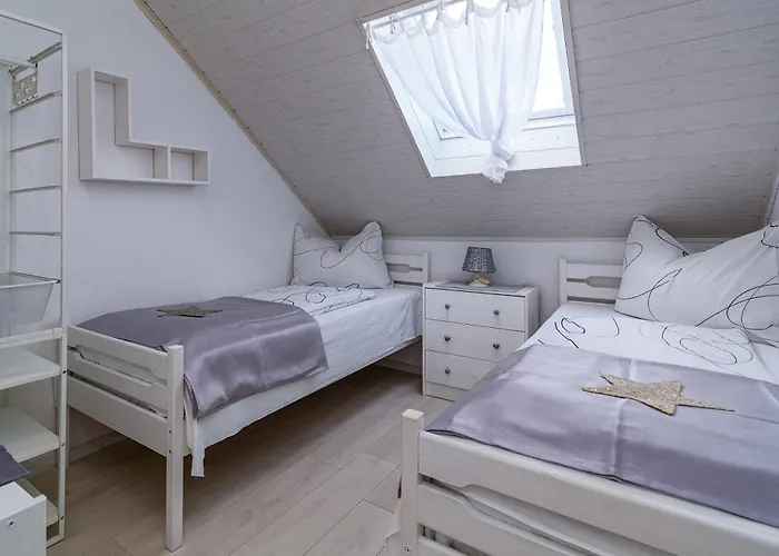 Family-friendly With Swimming Pool - 2419 Apartament Novi Vinodolski