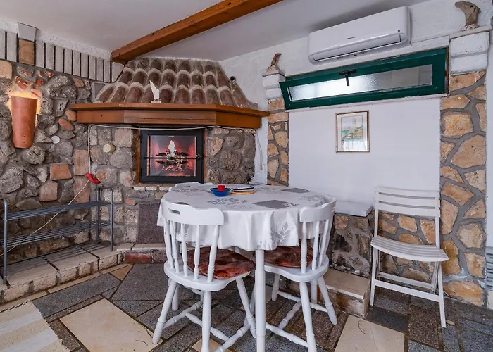 Family-friendly With Swimming Pool - 2419 *